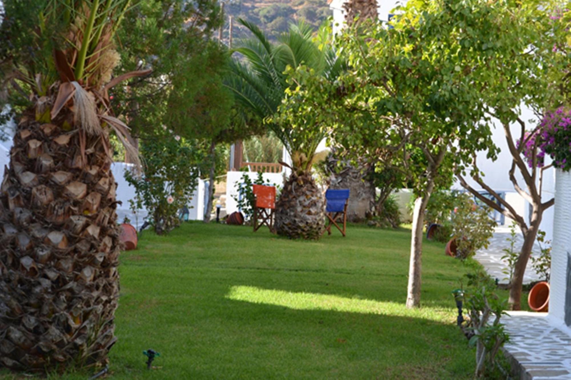 Maistrali Studios Batsíon Dış mekan fotoğraf